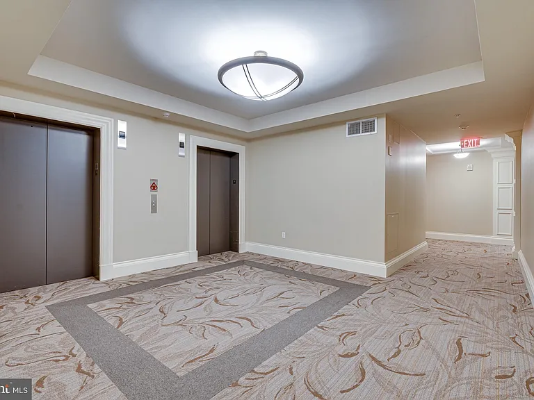 8220 Crestwood Heights Dr #1614 — Photo 35