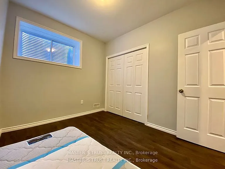 212 Macalister Blvd #LOWER — Photo 11