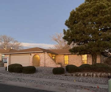 5312 Revi Don Dr NE, Albuquerque, NM, 87111
