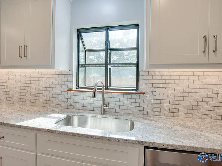 2010 Rangewood Cir SE — Photo 16