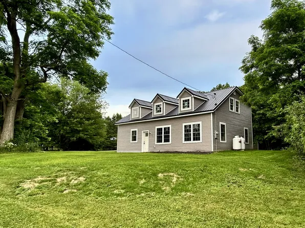 2914 Route 2, Hermon, ME 04401