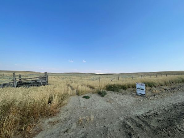 1300 Road E, Chester, MT 59522