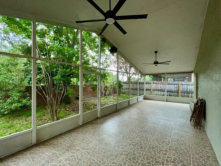 3729 Shawn Cir — Photo 44