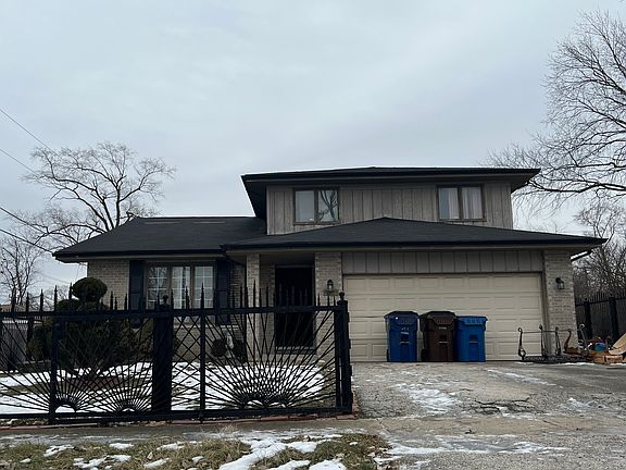 2nd image of 14223 Honore Ave