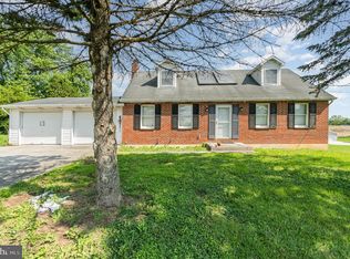 1370 W Trindle Rd, Carlisle, PA 17015
