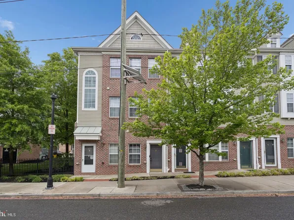 1060 Lamberton St, Trenton, NJ 08611