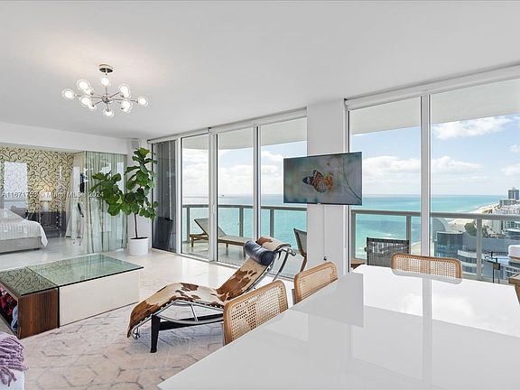 4th image of 6365 Collins Ave APT 4007