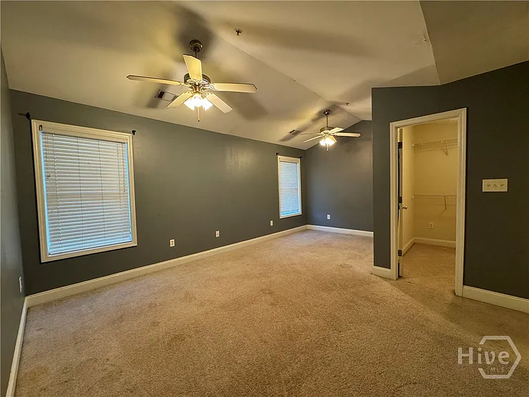 409 Whitehall Rd — Photo 19