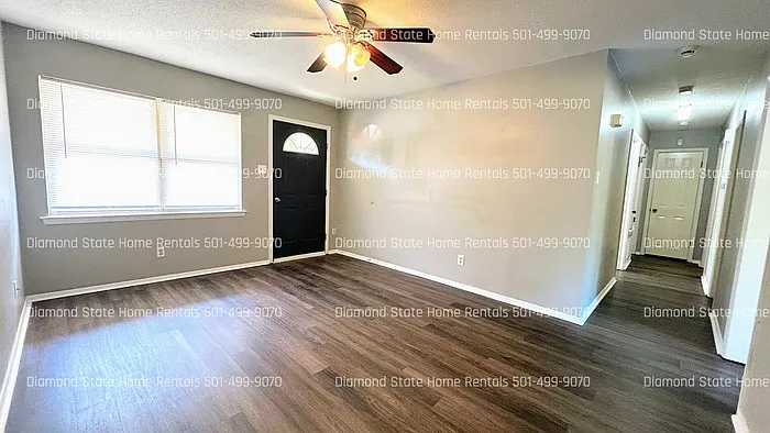 505 Lehman Dr — Photo 3