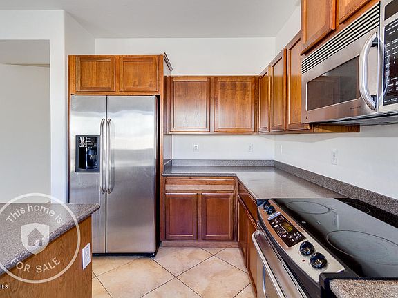 2nd image of 534 E Quentin Ln