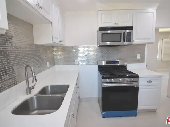 4007 Abourne Rd APT D, Los Angeles, CA 90008