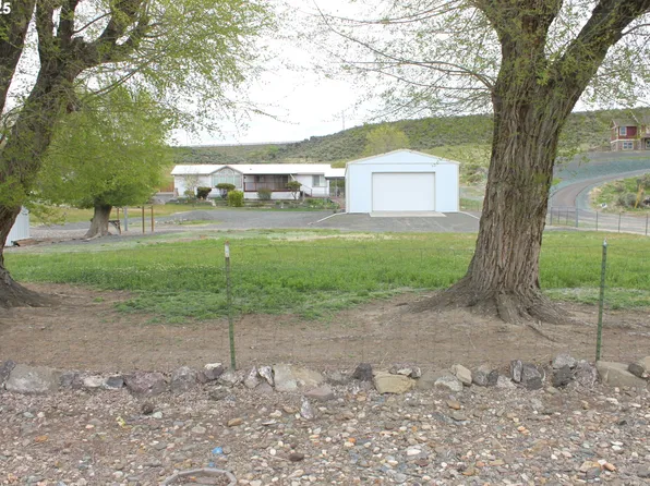 1820 Pear St, Baker City, OR 97814
