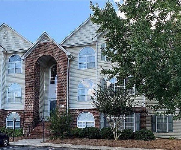 1st image of 3701-2A Morris Farm Dr