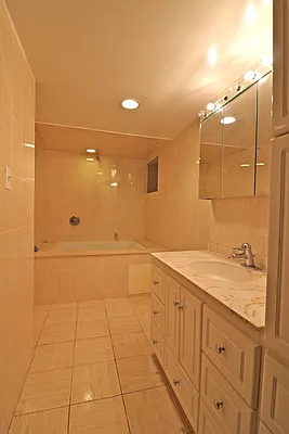 Rented by Tolmas Corporation | media 22