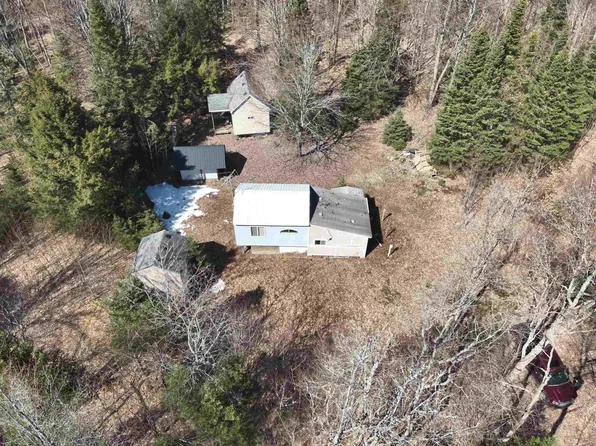 20605 S Maplewood Rd, Newberry, MI 49868