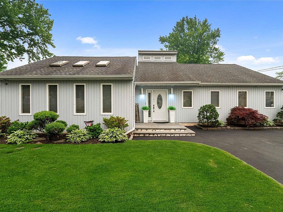 1st image of 34 Florence Avenue