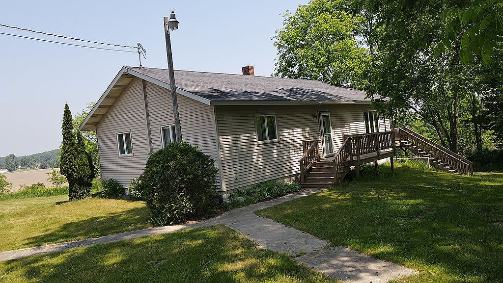 9325 Rogers Rd, East Jordan, MI 49727 Zillow