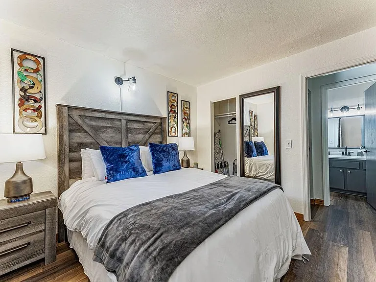 338 N Lorraine Ave #107 — Photo 1