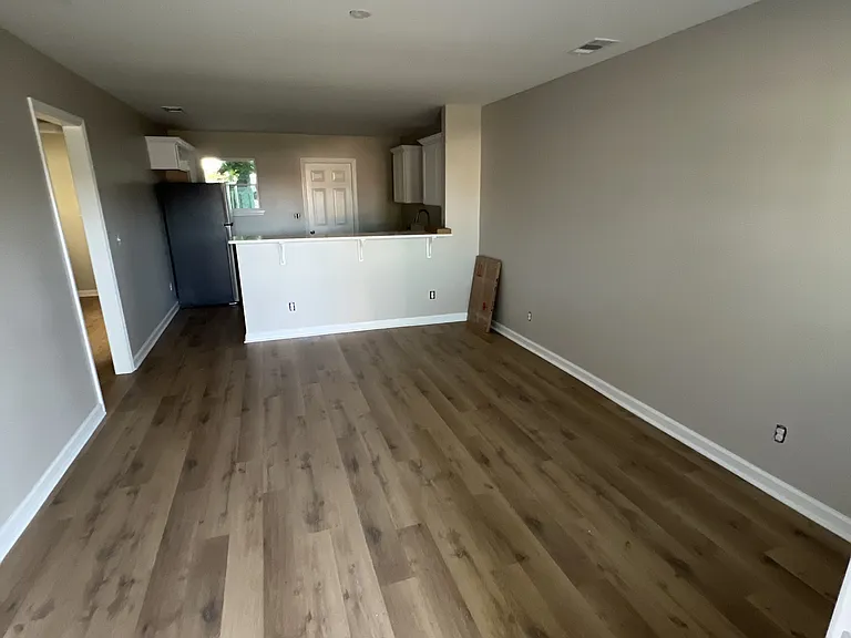 5 E Fairmont Ave #A — Photo 10