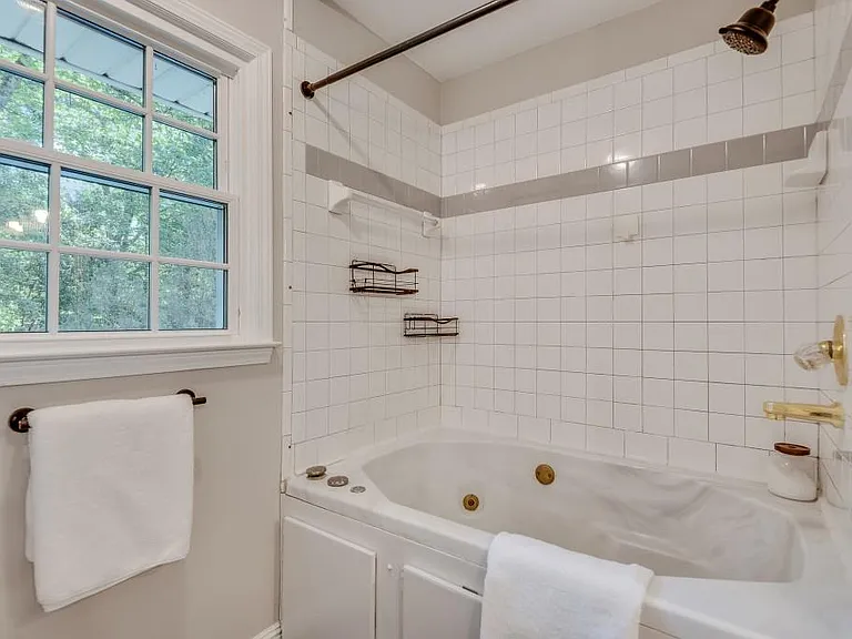 2663 Rangewood Dr NE — Photo 42