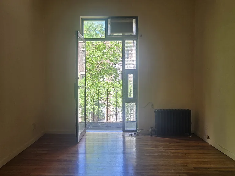 219 W 78th St #3R — Photo 1
