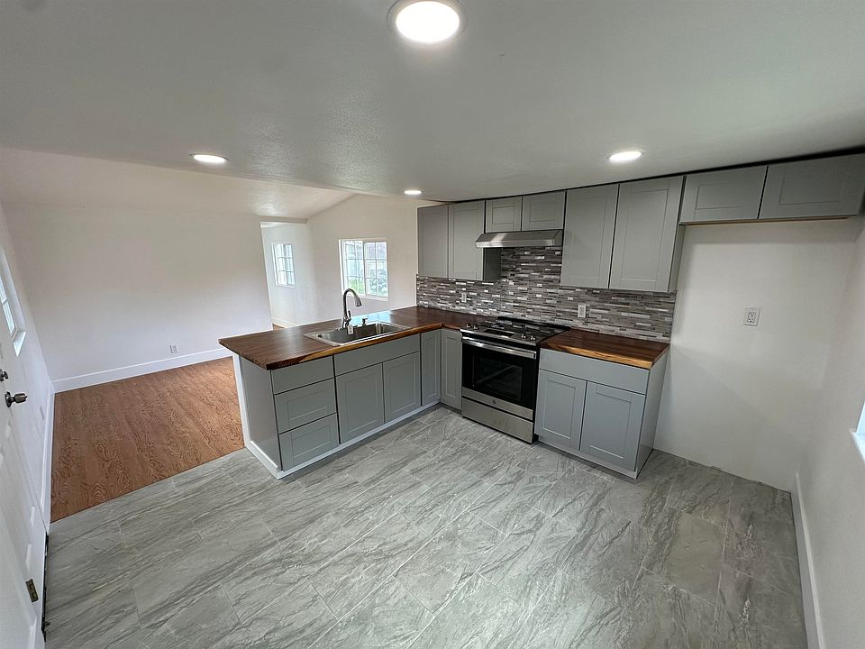 1st image of 225 Benson St