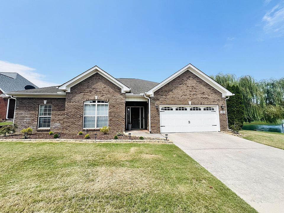 1st image of 203 Larkhill Ln NW #203