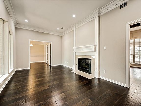 5th image of 6518 Limerick Ln