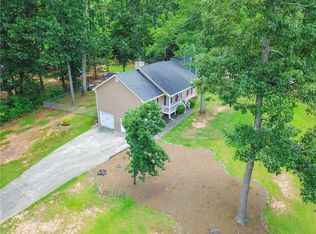 395 Peach Crossing Dr, Dallas, GA 30132