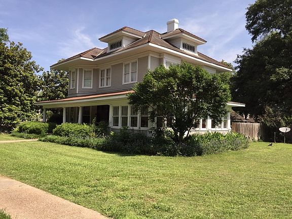 3rd image of 205 N Deer Creek Dr E