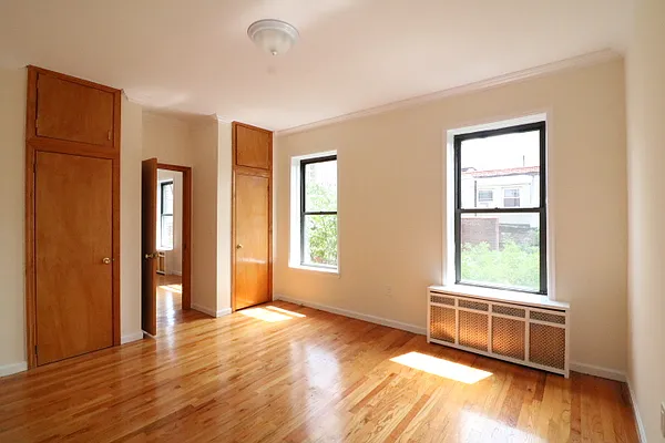 Rented by Oxford Property Group | media 3