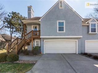 9121 Loiret Blvd, Lenexa, KS 66219