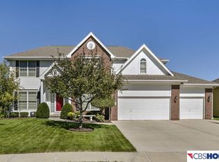 18622 Lamont St, Omaha, NE 68130