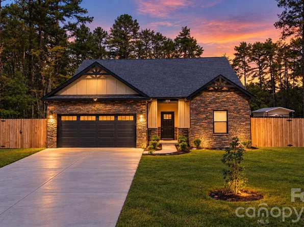6519 Pargo Rd, Charlotte, NC 28216