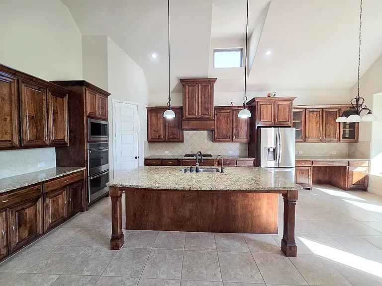 Kitchen 1b