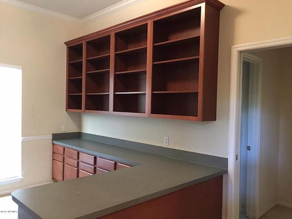 4th image of 11544 Summer Haven Blvd N