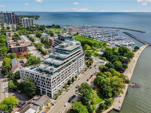 11 Bronte Rd #808, Oakville, ON L6L 0E1