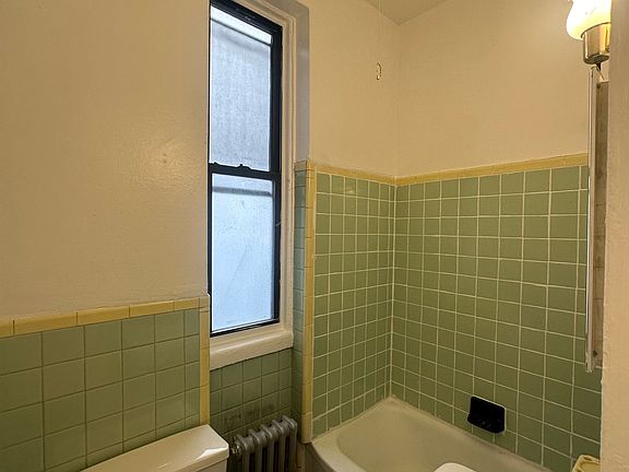5th image of 550 W 126th St APT 2F
