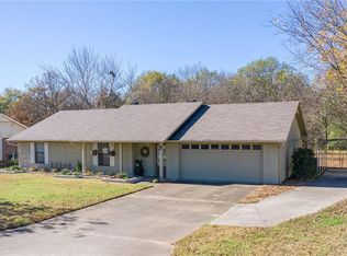 16 Riviera Dr, Booneville, AR 72927