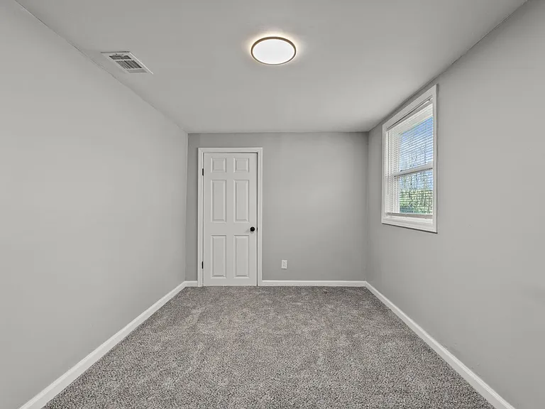Unit Photo