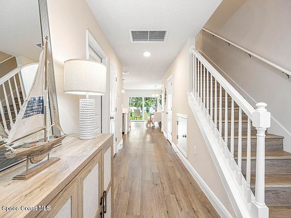 2nd image of 218 Hidden Woods Pl