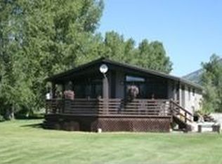 473 Middle Branch Dr, Thayne, WY 83127