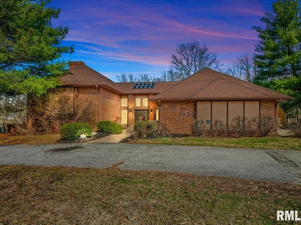 2551 E Lake Shore Dr, Springfield, IL 62712