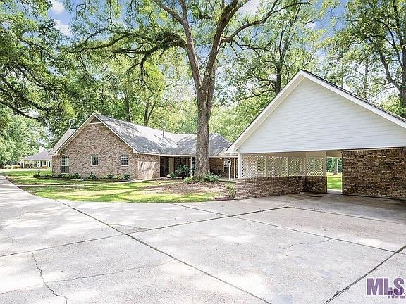 4th image of 16605 Lily Valley Dr