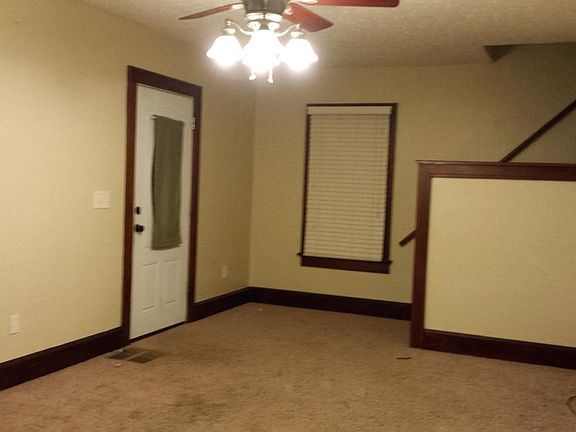4th image of 169 Fairlawn Ave