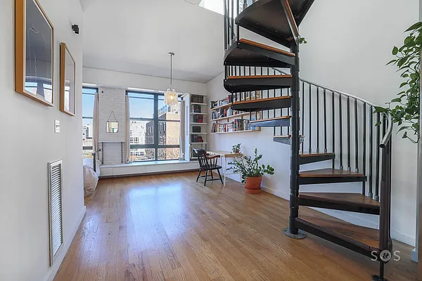 Sold by Brick&Mortar | media 7