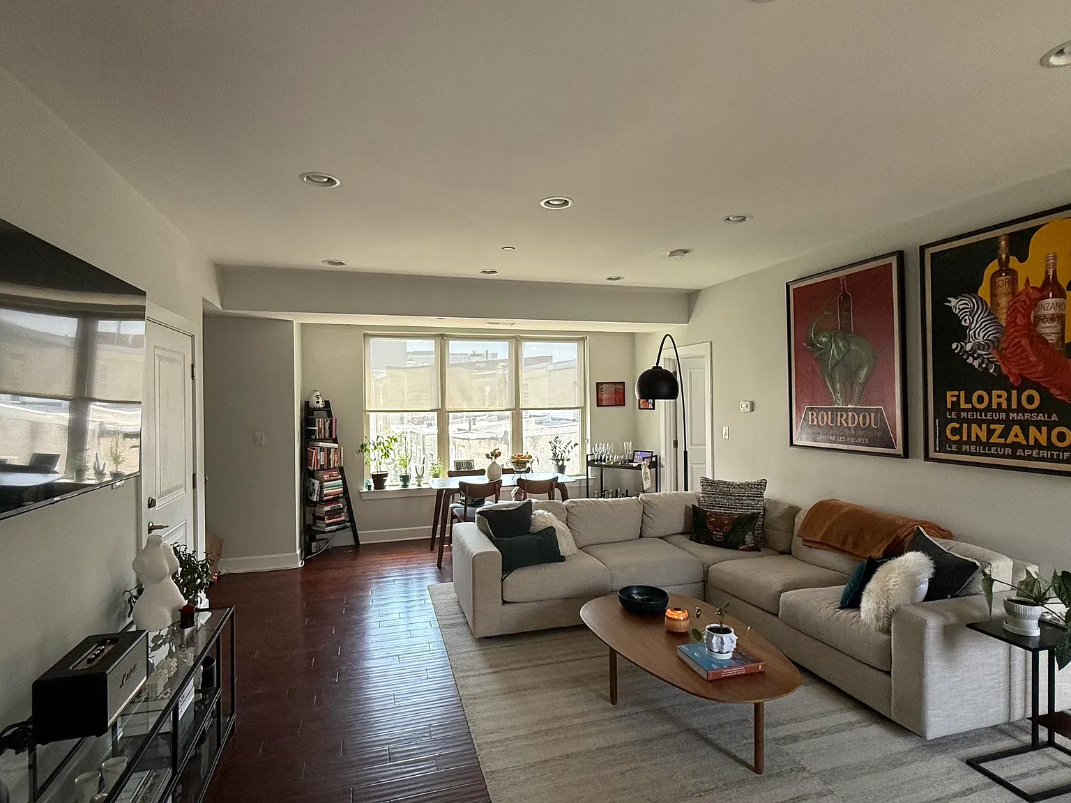 714 N Chadwick St — Photo 1