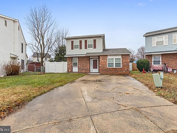 2nd image of 230 Channing Dr