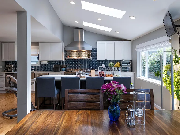 Chef's kitchen