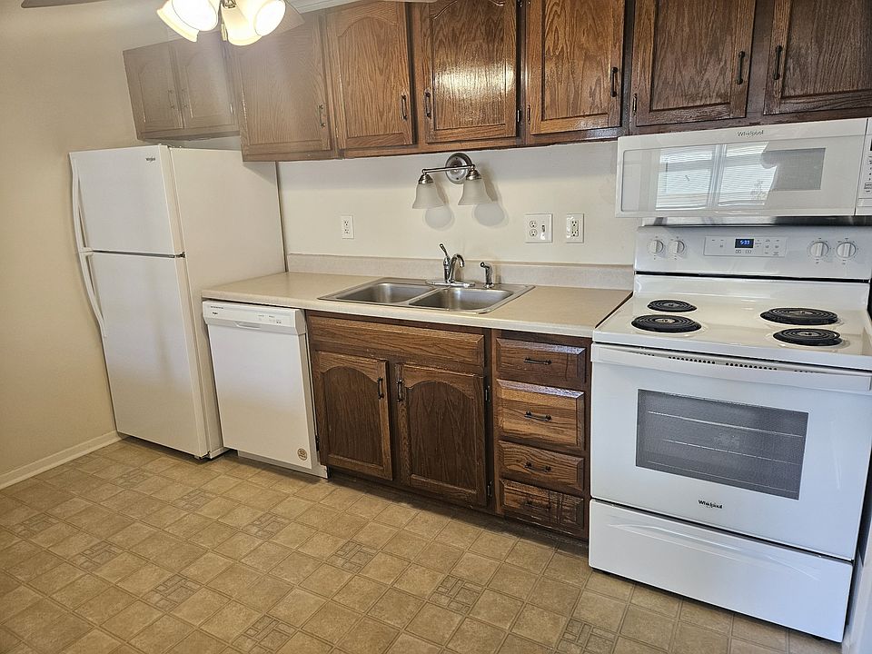 1st image of 274 Donna Dr #B